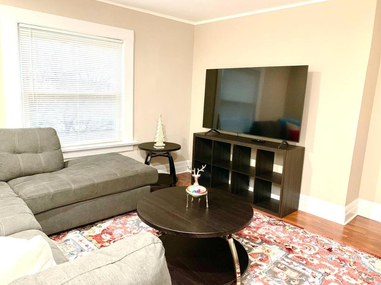 Newly Renovated 2 Bedroom Downtown Apt, Family Getaway. Montclair Eksteriør billede